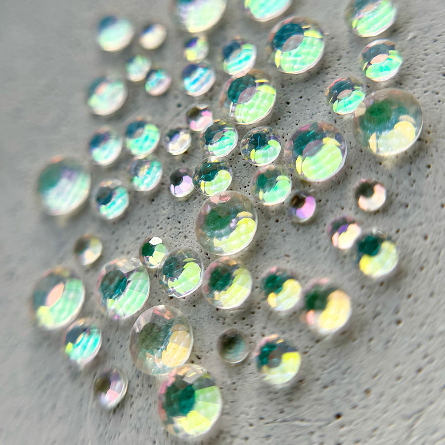 Strass Diamants Acrylique AB - 3800 Pièces (3mm,4mm,6mm,10mm) - Pour Déco Table, Mariage, Fête, Craft